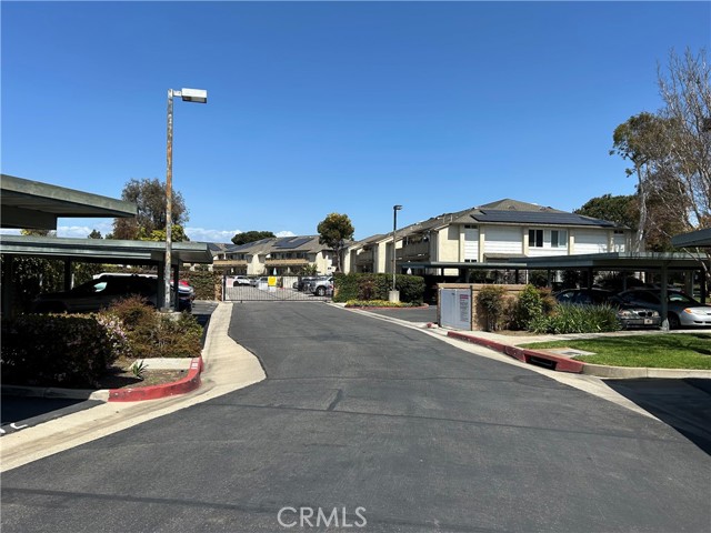 Detail Gallery Image 37 of 47 For 18232 Parkview Ln #103,  Huntington Beach,  CA 92648 - 1 Beds | 1 Baths