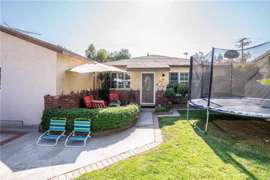 1544 Coronel Street