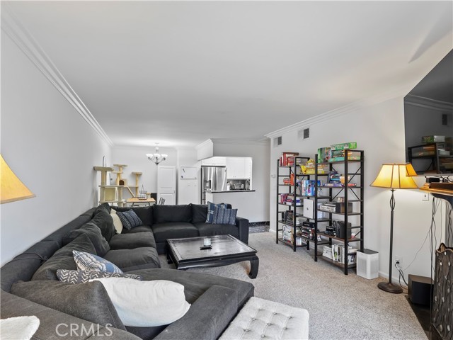 12720 Burbank Boulevard, Valley Village CA: https://media.crmls.org/medias/7a895b3e-a25e-4a2f-8a7a-cbf894aae57b.jpg
