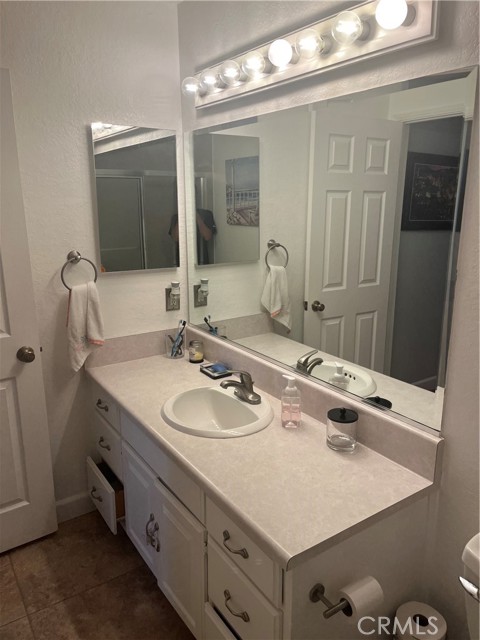 9849 Canada Way, Riverside CA: https://media.crmls.org/medias/7a898fe7-663d-4923-a645-43d2a173c76e.jpg