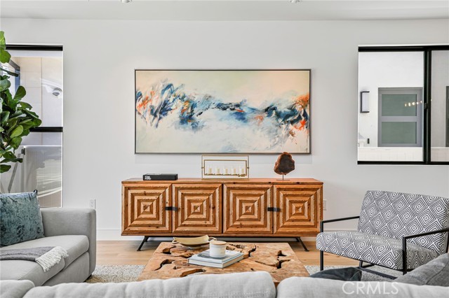 1003 S Prospect Ave, Redondo Beach CA: https://media.crmls.org/medias/7a8a9dbf-5fd4-46da-b4f2-697dc413cf25.jpg