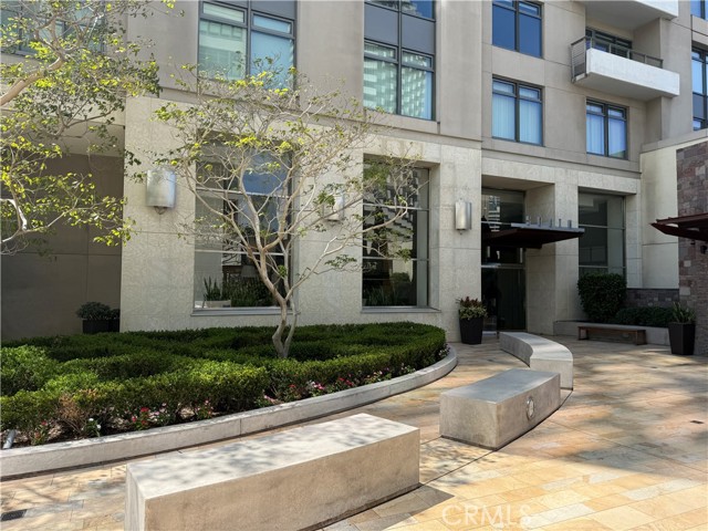 645 FRONT Street, San Diego CA: https://media.crmls.org/medias/7a8acc11-b414-4421-852a-7aafe853013d.jpg