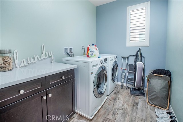27323 Ardella Place, Saugus CA: https://media.crmls.org/medias/7a8c8777-c154-481a-ab26-caac2fbb4fcf.jpg