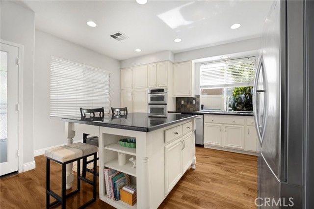 Detail Gallery Image 11 of 31 For 53 Montecilo, Lake Forest,  CA 92610 - 3 Beds | 2/1 Baths