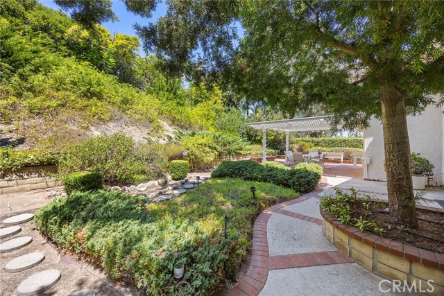 5409 Willowick Circle, Anaheim Hills CA: https://media.crmls.org/medias/7a8ec4d2-c40d-4bd9-ade0-250b570b8cc9.jpg