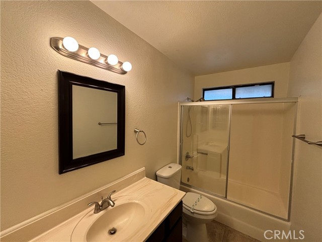 Detail Gallery Image 18 of 34 For 37638 Patty Ct, Palmdale,  CA 93550 - 4 Beds | 2/1 Baths