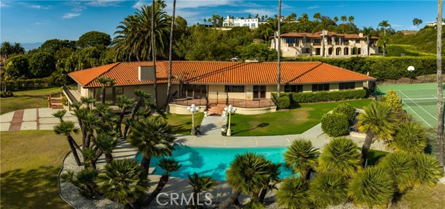 Detail Gallery Image 12 of 75 For 984 La Cresta Pl, Palos Verdes Estates,  CA 90274 - 6 Beds | 4 Baths