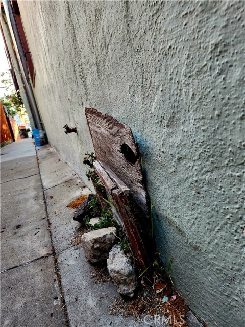 6812 South Van Ness photo 21