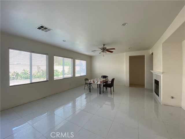Detail Gallery Image 13 of 25 For 6552 Gold Dust St, Corona,  CA 92880 - 6 Beds | 3 Baths