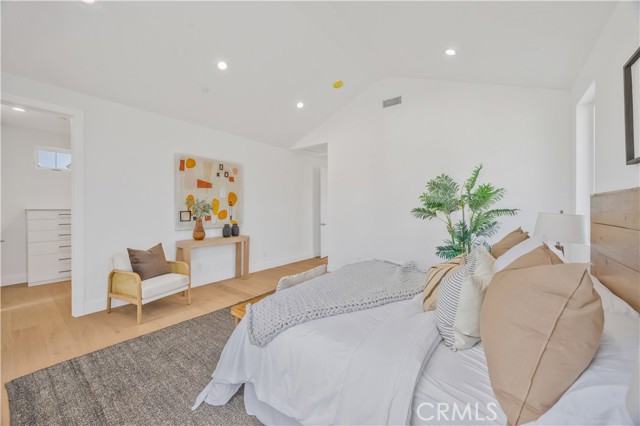 2420 Ives Lane, Redondo Beach, California 90278, 4 Bedrooms Bedrooms, ,3 BathroomsBathrooms,Residential,For Sale,Ives,SB25133700