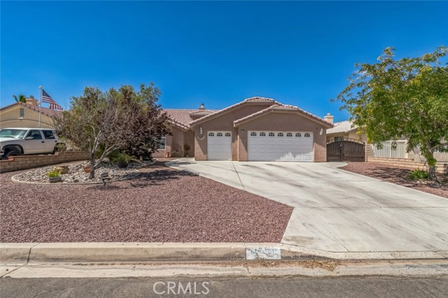 Detail Gallery Image 8 of 30 For 15248 Wildflower Ln, Helendale,  CA 92342 - 3 Beds | 2 Baths