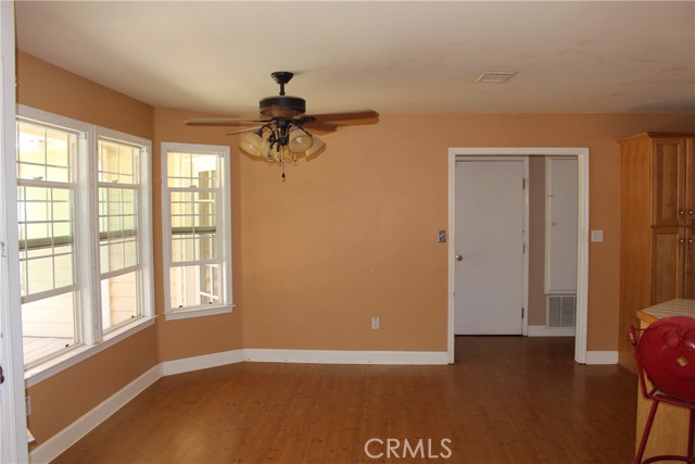 30875 Morningside Street, Lucerne Valley CA: https://media.crmls.org/medias/7a93c794-763b-4442-be57-37fd446f6763.jpg