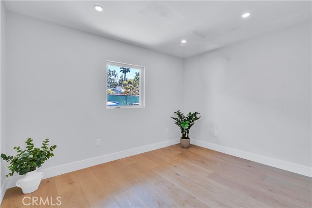 1022 Grant Street, Santa Monica CA: https://media.crmls.org/medias/7a9486f4-0a7f-44c1-a309-4e3310a85ab4.jpg