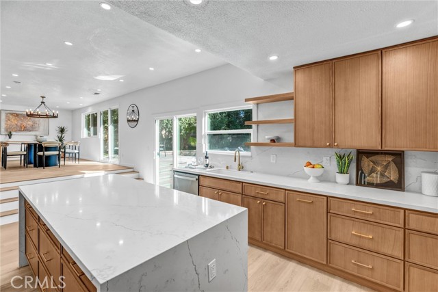 Detail Gallery Image 12 of 30 For 27064 Esward Dr, Calabasas,  CA 91301 - 5 Beds | 3 Baths