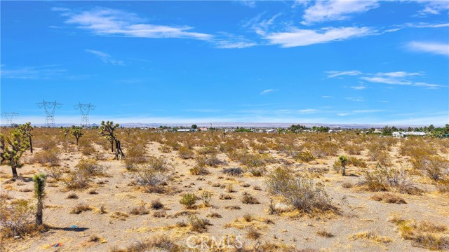 1 Duncan Road, Phelan CA: https://media.crmls.org/medias/7a95648b-9f54-4734-8259-12bba79e4528.jpg