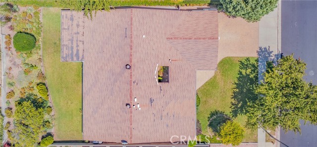 Detail Gallery Image 7 of 32 For 13011 Barto Dr, Granada Hills,  CA 91344 - 5 Beds | 3 Baths