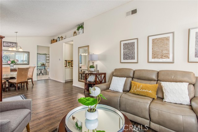10981 Deerfield Drive, Cherry Valley CA: https://media.crmls.org/medias/7a966f7c-1b14-48a0-b635-3659bb6a6db5.jpg