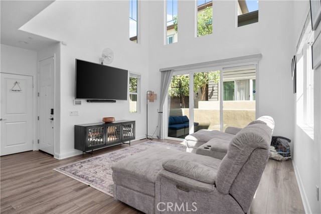 7387 Solstice Place, Rancho Cucamonga CA: https://media.crmls.org/medias/7a97aa9e-4ea7-409b-b382-4554535e3136.jpg