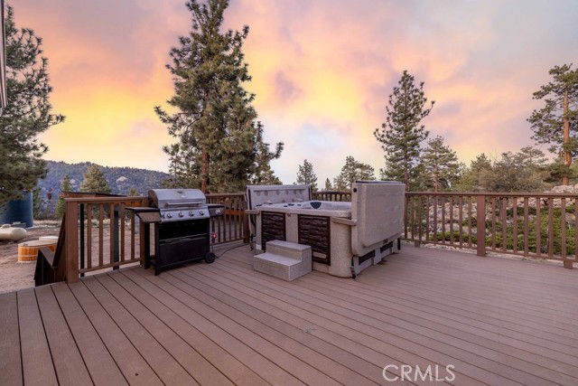 Detail Gallery Image 2 of 50 For 43942 Rainbow Ln, Angelus Oaks,  CA 92305 - 4 Beds | 3 Baths