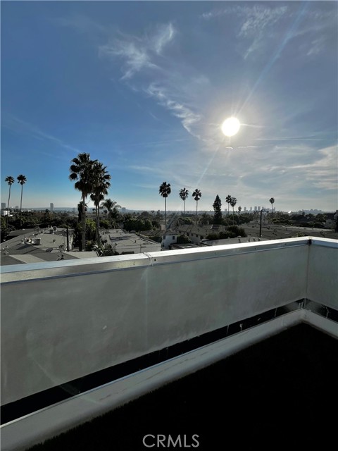 1223 N Hayworth Avenue # 7, West Hollywood, California 90046, 2 Bedrooms Bedrooms, ,2 BathroomsBathrooms,Residential Lease,For Rent,1223 N Hayworth Avenue # 7,CRSR24235963