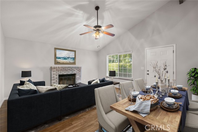 Detail Gallery Image 6 of 33 For 6300 Ringwood St, Bakersfield,  CA 93313 - 3 Beds | 2 Baths