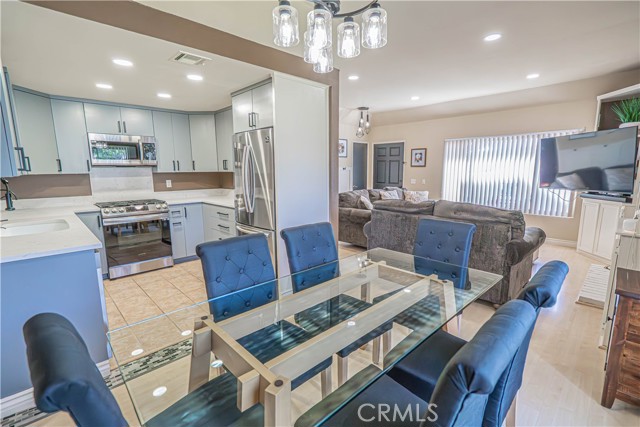 Detail Gallery Image 17 of 62 For 1770 E Avenida De Las Flores, Thousand Oaks,  CA 91362 - 2 Beds | 2 Baths