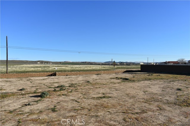 Detail Gallery Image 14 of 22 For 15224 Tournament Drive, Helendale,  CA 92342 - – Beds | – Baths