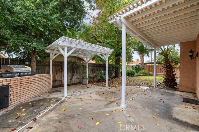 Detail Gallery Image 28 of 30 For 11205 Illusion Way, Bakersfield,  CA 93311 - 4 Beds | 3 Baths