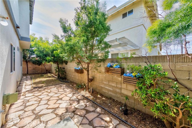 5612 Sprague Avenue, Cypress CA: https://media.crmls.org/medias/7a9a6b6b-dc6b-49c6-b02a-e9eeae6382d7.jpg