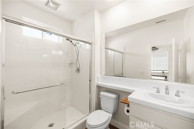28481 Scenic Bay Cove, Menifee CA: https://media.crmls.org/medias/7a9ab460-e345-418b-ade9-f575fc35fa88.jpg