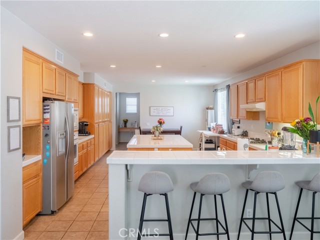 7351 Citrus Valley Avenue, Eastvale CA: https://media.crmls.org/medias/7a9acdfe-0aed-49bb-a2f6-83a2fb446985.jpg