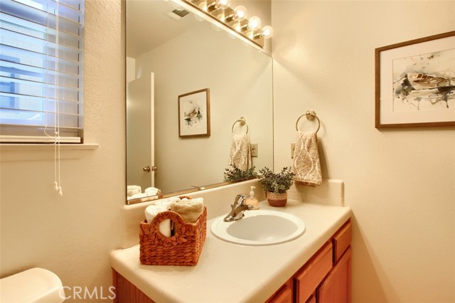 Detail Gallery Image 28 of 39 For 40505 Saddleback Rd, Bass Lake,  CA 93604 - 3 Beds | 2/1 Baths