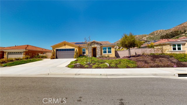 Detail Gallery Image 2 of 45 For 24886 Olive Hill Ln, Moreno Valley,  CA 92557 - 3 Beds | 2 Baths