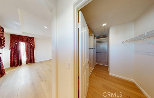 Detail Gallery Image 32 of 40 For 19 Sorbonne, Westminster,  CA 92683 - 5 Beds | 3 Baths