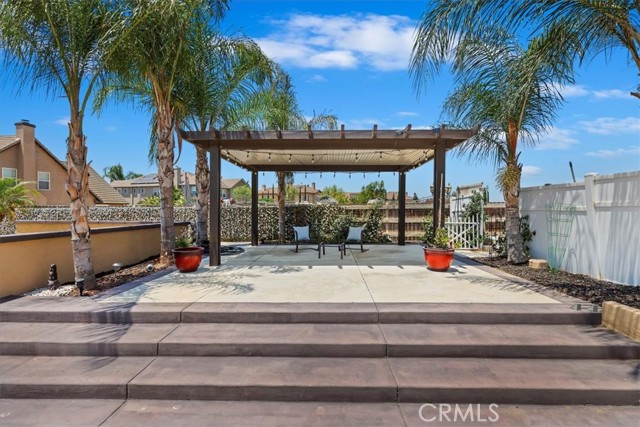 239 Cross Rail Lane, Norco CA: https://media.crmls.org/medias/7a9d69e6-8877-4b88-b96c-8dc38762d025.jpg