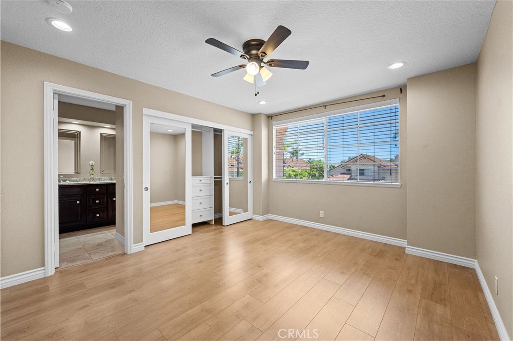 MLS #OC25179992 img 45