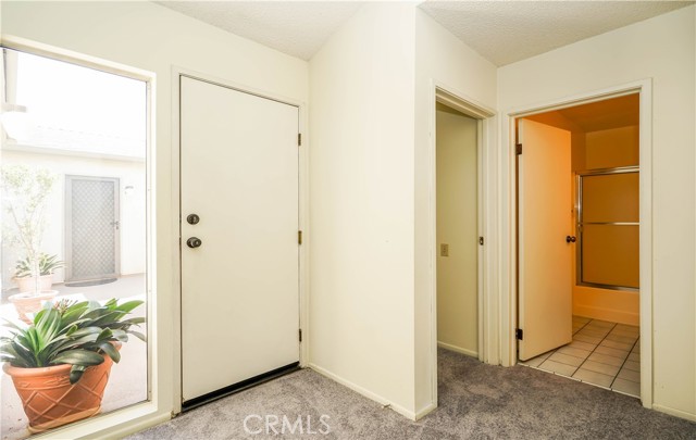 26005 Andrea Court, Mission Viejo CA: https://media.crmls.org/medias/7a9e4ccf-b323-4040-a6d1-dafc5fffb4ef.jpg