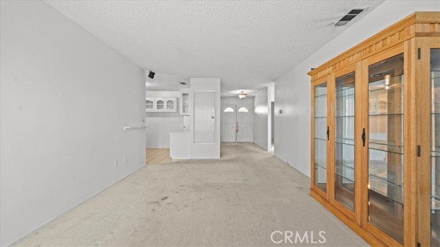 Detail Gallery Image 5 of 22 For 9075 Cabrillo, Riverside,  CA 92503 - 3 Beds | 1 Baths