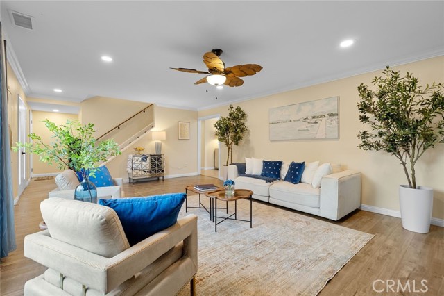 Detail Gallery Image 6 of 38 For 2914 S Rene, Santa Ana,  CA 92704 - 4 Beds | 3 Baths