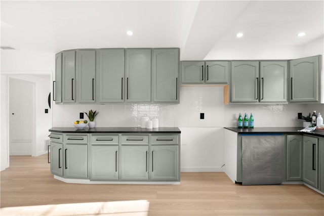 17321 Merit Avenue, Gardena CA: https://media.crmls.org/medias/7a9f02ce-d554-43a5-b5ad-26b1124a6c4f.jpg