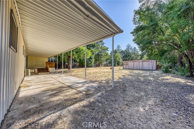 9742 Bonham Road, Lower Lake CA: https://media.crmls.org/medias/7a9f3ba9-30e2-4919-a5a6-0e28e6d03c41.jpg