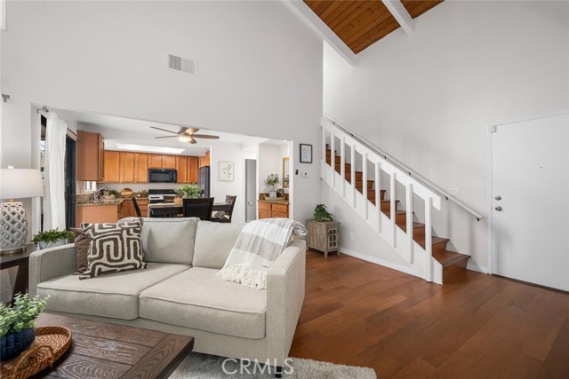Image 7 of 71 For 4316 Lincoln Plaza Way