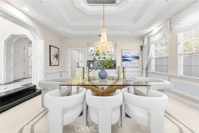 Detail Gallery Image 13 of 70 For 209 W Camino Real, Arcadia,  CA 91007 - 4 Beds | 4/1 Baths