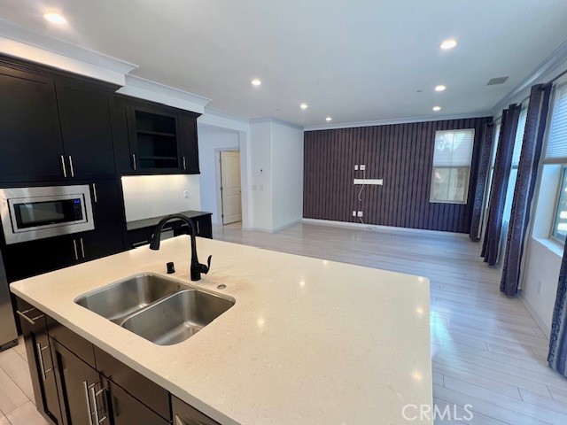 Detail Gallery Image 4 of 31 For 81 Sedgewick, Irvine,  CA 92620 - 3 Beds | 2/1 Baths