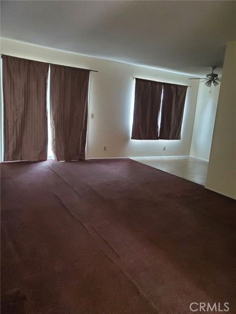Detail Gallery Image 2 of 4 For 2159 Avenida Estrada, Hemet,  CA 92545 - 2 Beds | 1 Baths