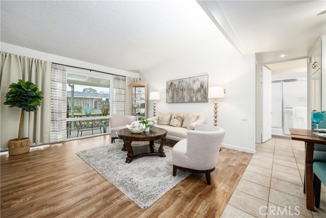 Detail Gallery Image 11 of 18 For 1351 Oakmont 148k,  Seal Beach,  CA 90740 - 2 Beds | 1 Baths