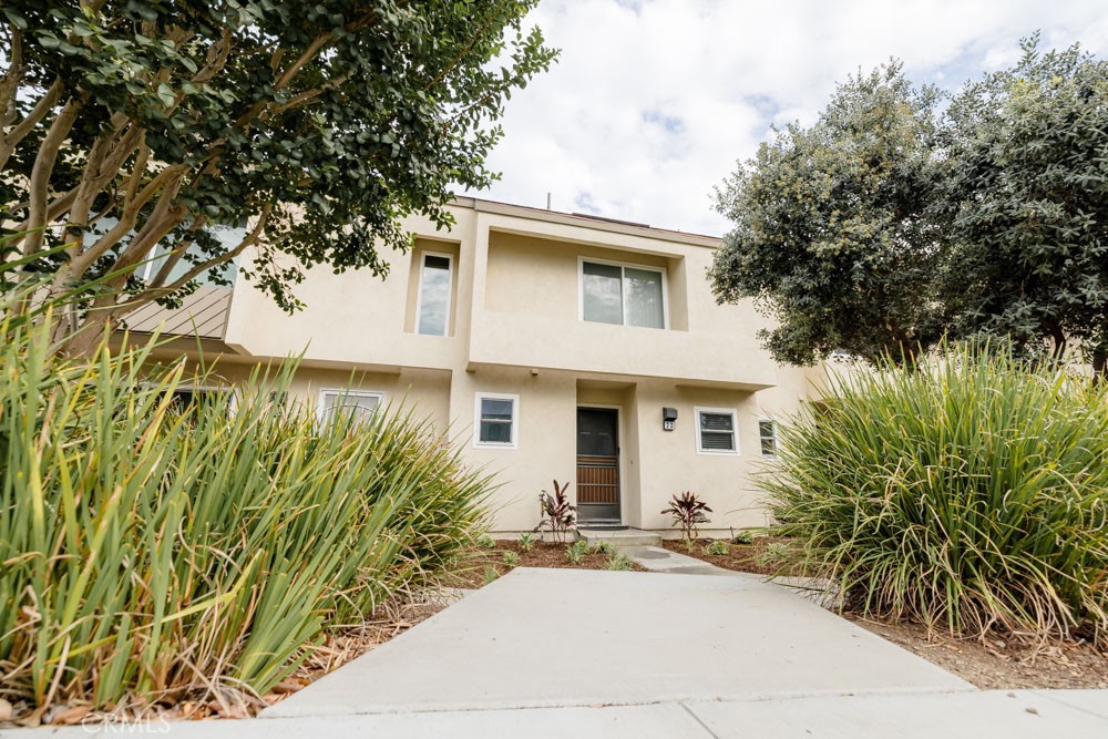 209 N Singingwood Street 23, Orange, CA 92869