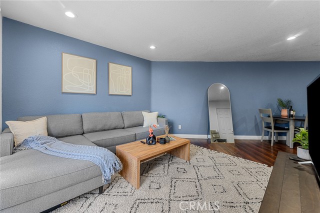 788 Gianni Dr., Corona CA: https://media.crmls.org/medias/7aa253bc-61c2-4e49-be60-3e46f1b52e0f.jpg