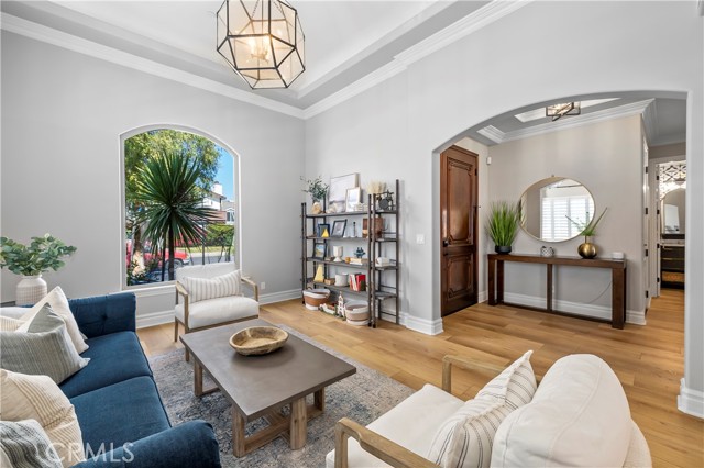2210 Robinson Street, Redondo Beach, California 90278, 5 Bedrooms Bedrooms, ,4 BathroomsBathrooms,Residential,Sold,Robinson Street,SB22055222