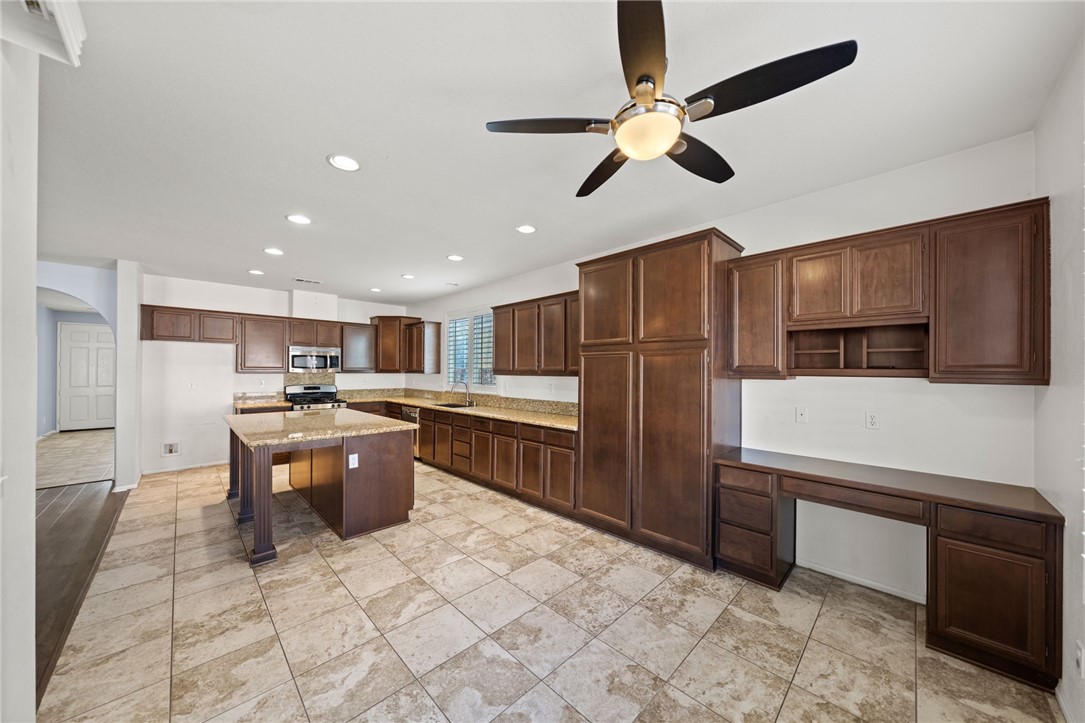 Detail Gallery Image 22 of 51 For 27460 Finale Ct, Menifee,  CA 92584 - 4 Beds | 2 Baths